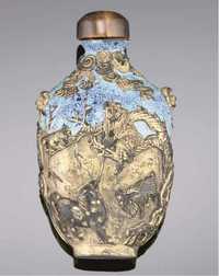 1796-1820 A robins egg black and gilt decorated porcelain snuff bottle